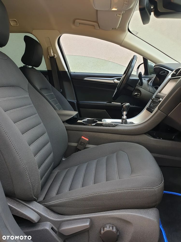 Ford Mondeo 2.0 TDCi Titanium - 30