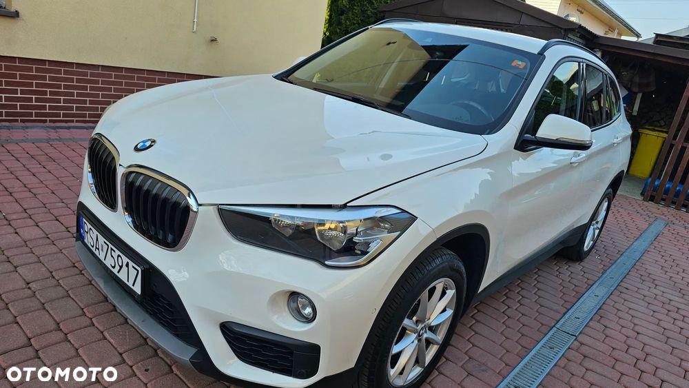 BMW X1 sDrive18d xLine - 10