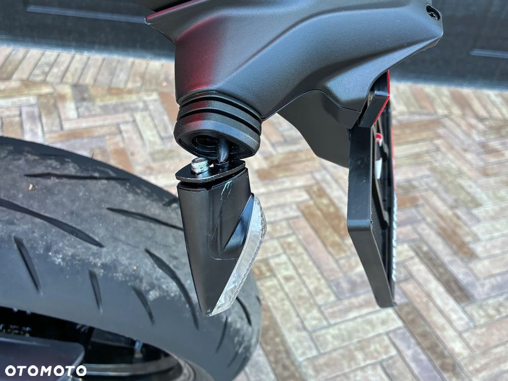 Ducati Hypermotard - 25