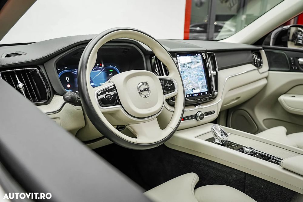 Volvo XC 60 Recharge T6 Twin Engine eAWD Inscription Expression - 25