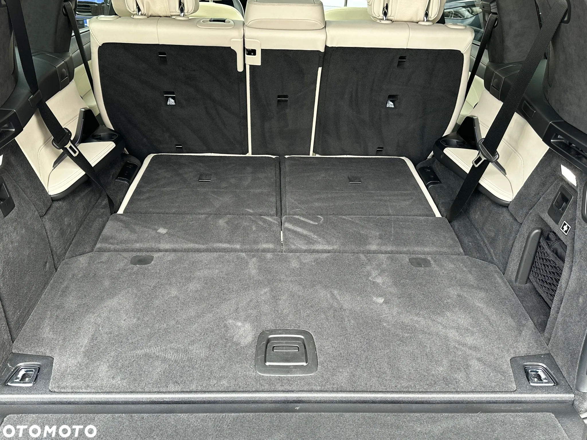BMW X7 - 29