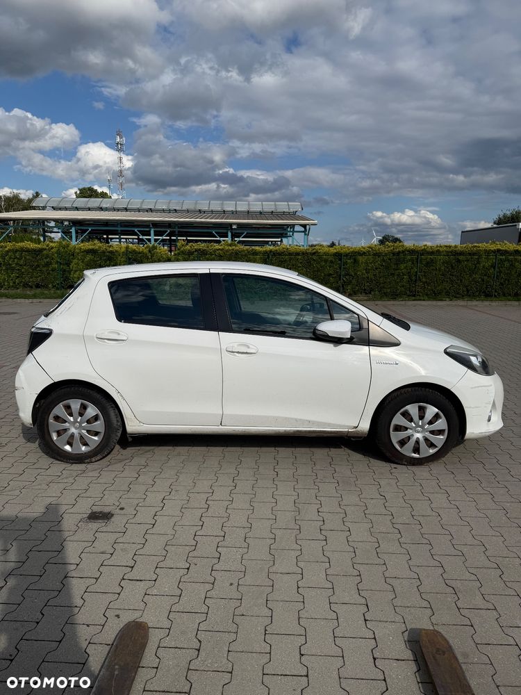 Toyota Yaris - 7