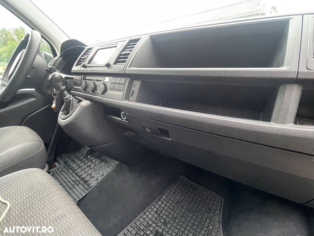 Volkswagen Caravelle T6.1 2.0 TDI 110 kW LR Comfortline - 14