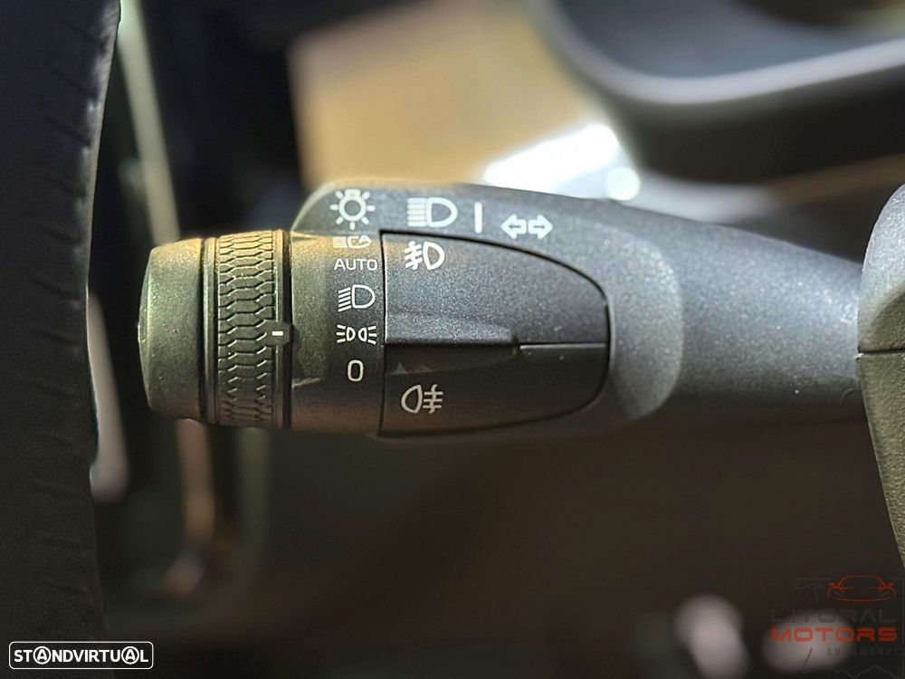 Volvo XC 40 1.5 T5 PHEV Momentum Plus - 24