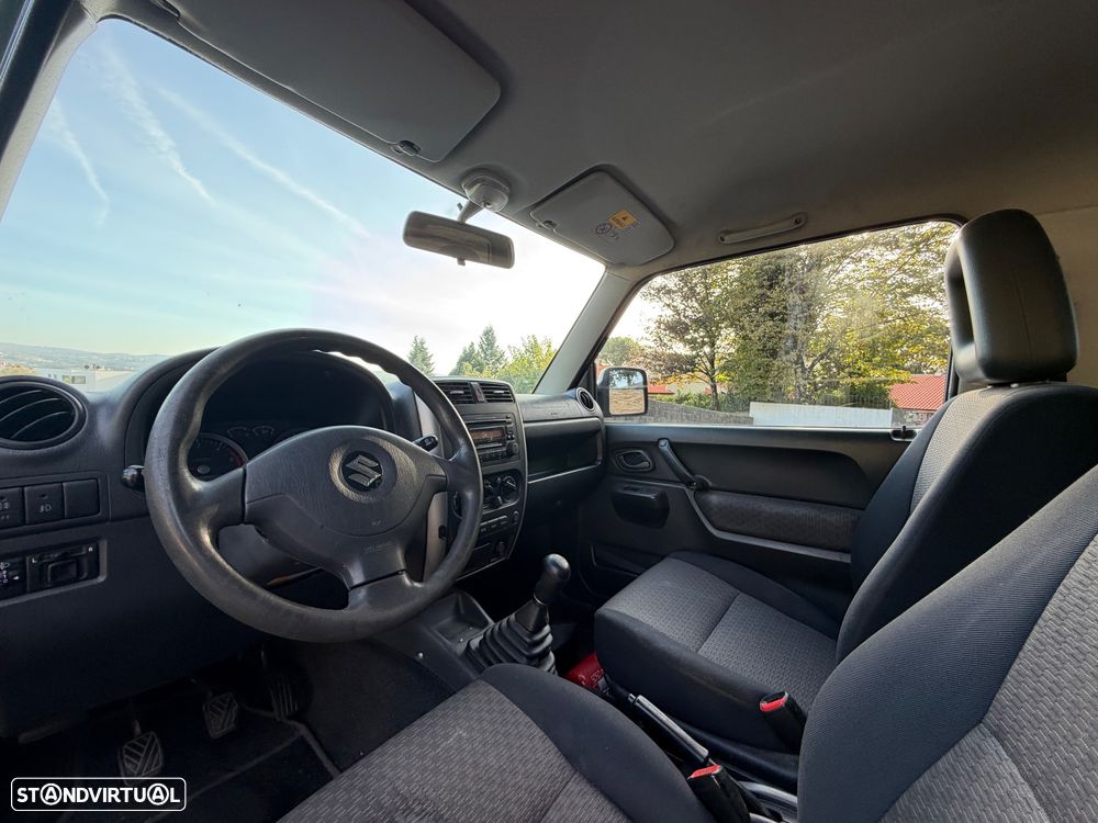 Suzuki Jimny - 10