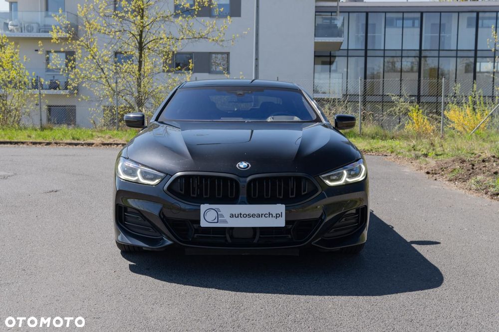 BMW Seria 8 840d xDrive mHEV - 3