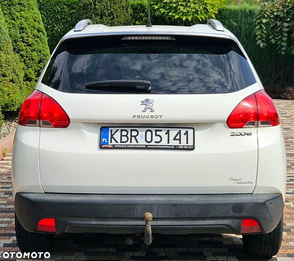 Peugeot 2008 - 11
