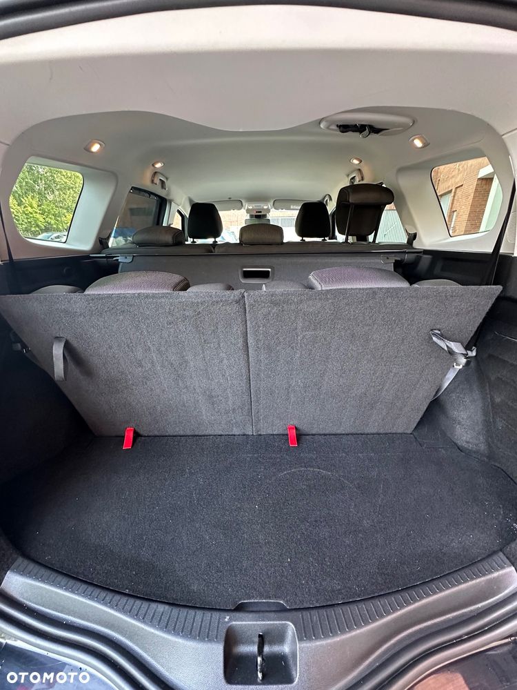 Renault Grand Scenic - 30