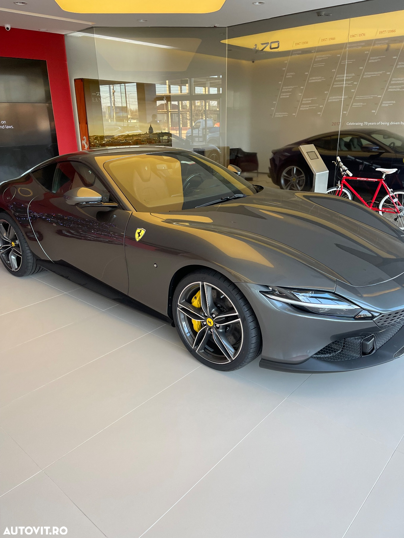 Ferrari Roma - 7