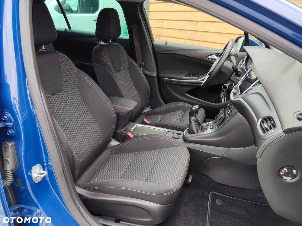 Opel Astra 1.6 D (CDTI) Start/Stop Innovation - 21