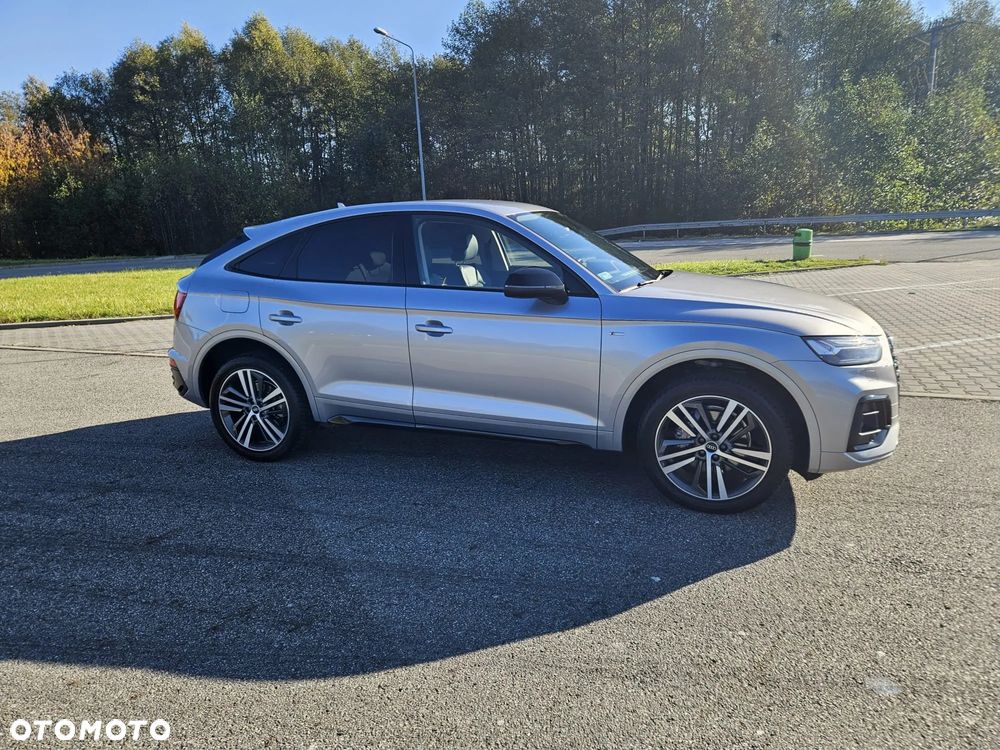 Audi Q5 Sportback - 4