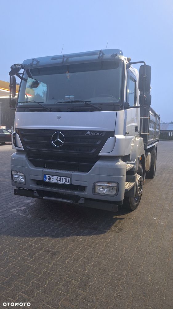 Mercedes-Benz AXOR - 1
