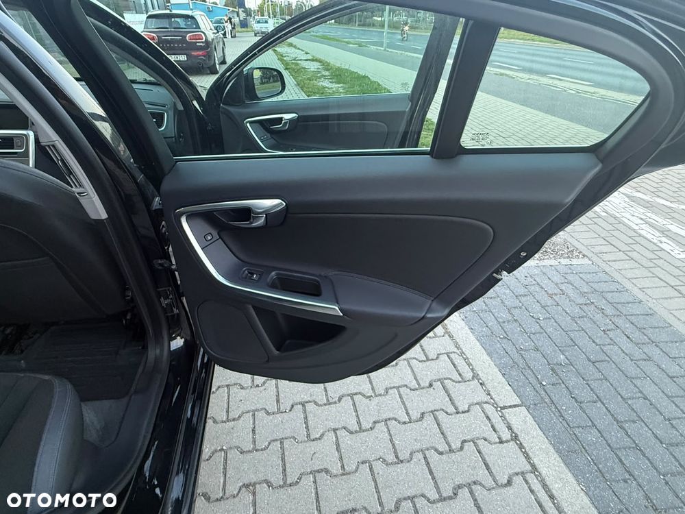 Volvo S60 D3 Business Edition - 15