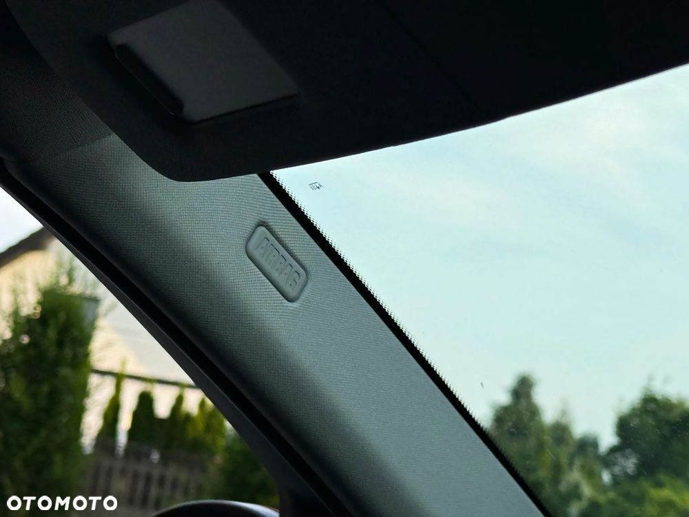 BMW Seria 1 - 33