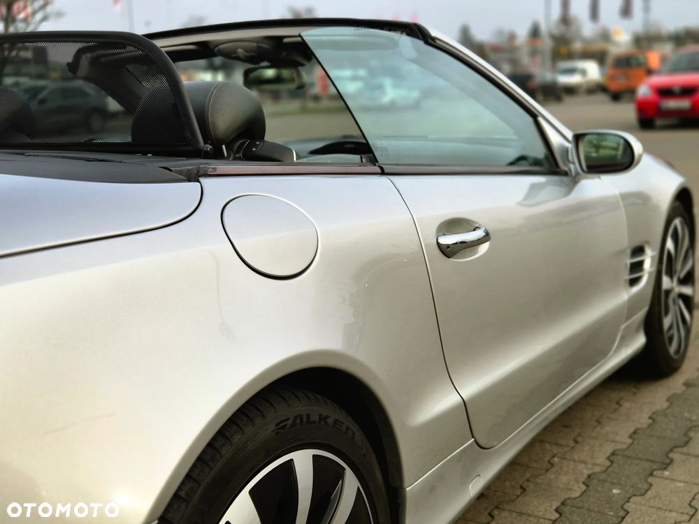 Mercedes-Benz SL - 29