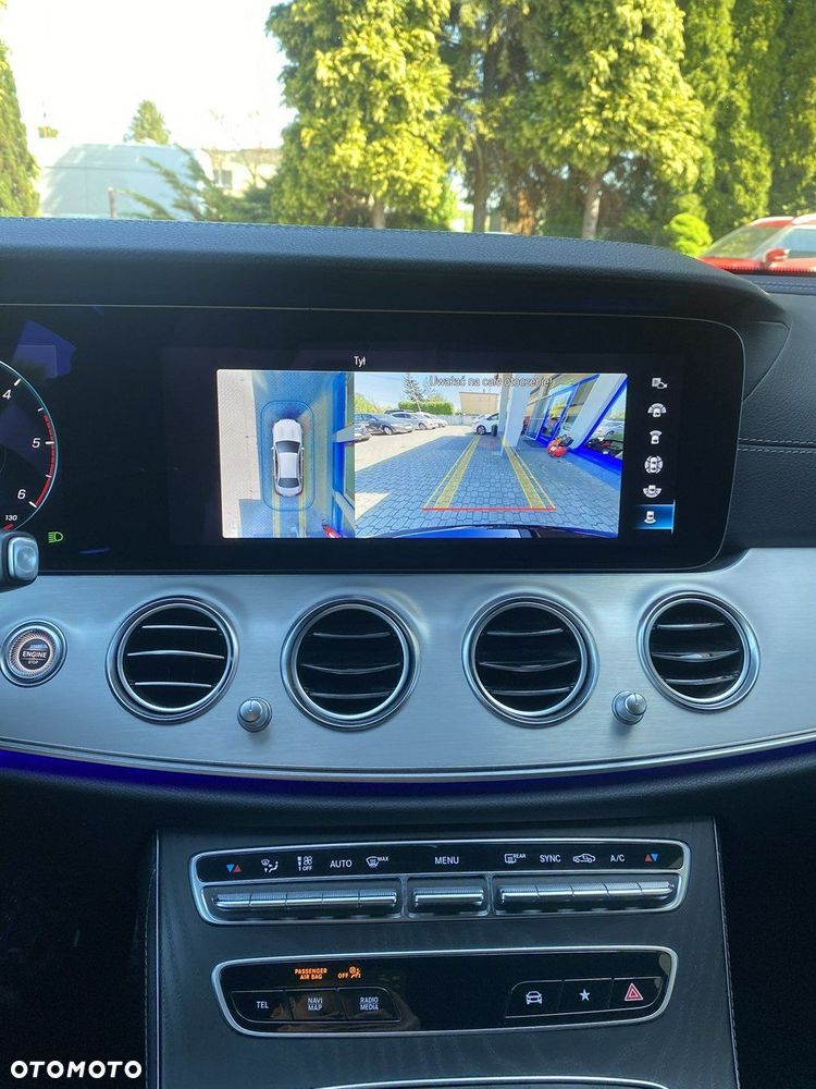 Mercedes-Benz Klasa E - 22