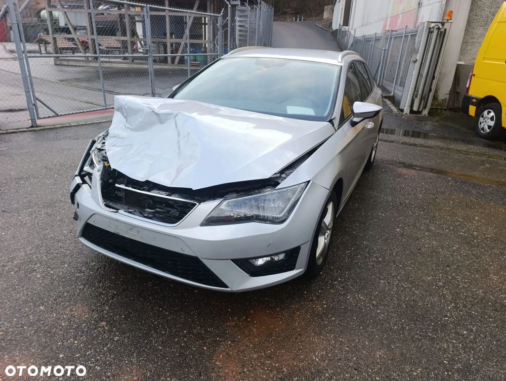 Seat Leon 2.0 TDI DPF Start&Stop XCELLENCE - 2