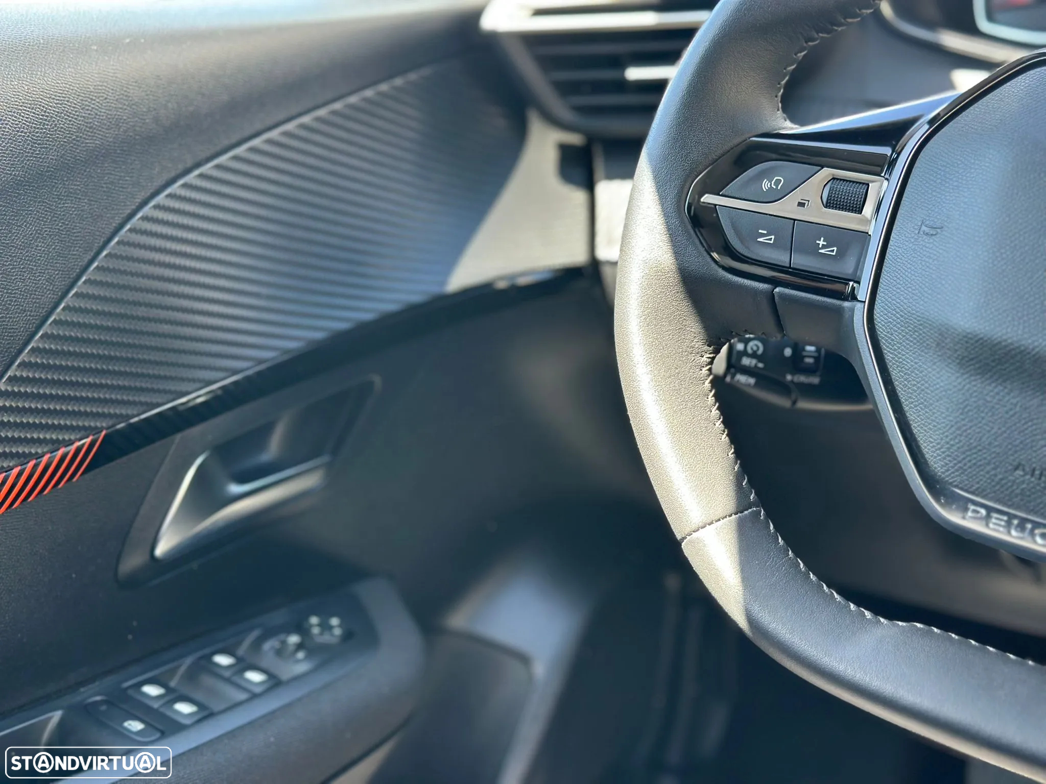 Peugeot 208 1.2 PureTech Active - 24