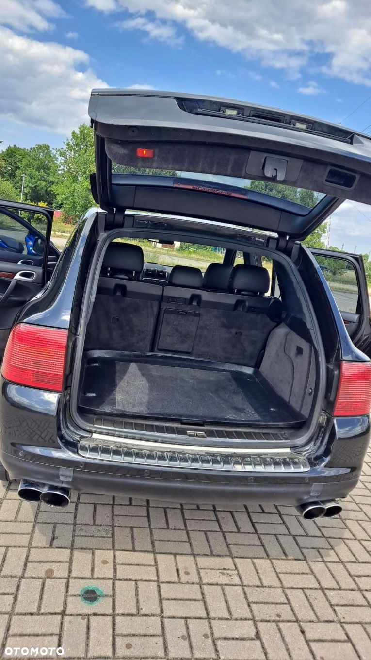 Porsche Cayenne Turbo Tiptronic S - 10