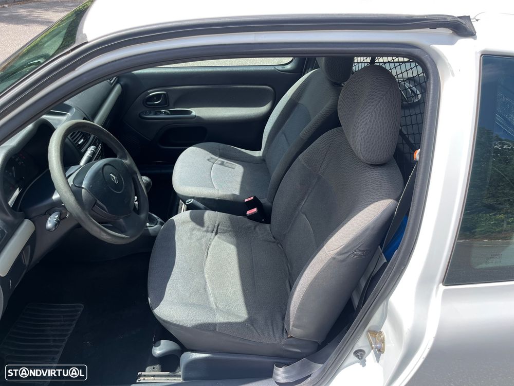 Renault Clio 1.5 dCi Confort Authentique - 4