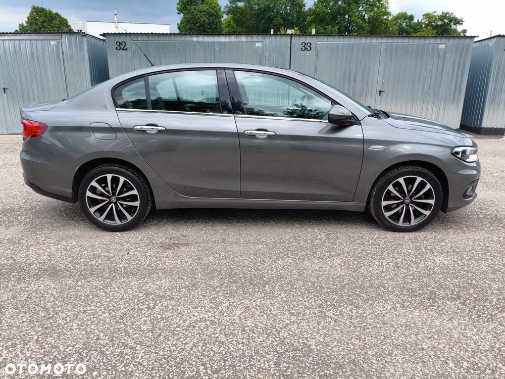 Fiat Tipo 1.6 MultiJet 16v Lounge - 18