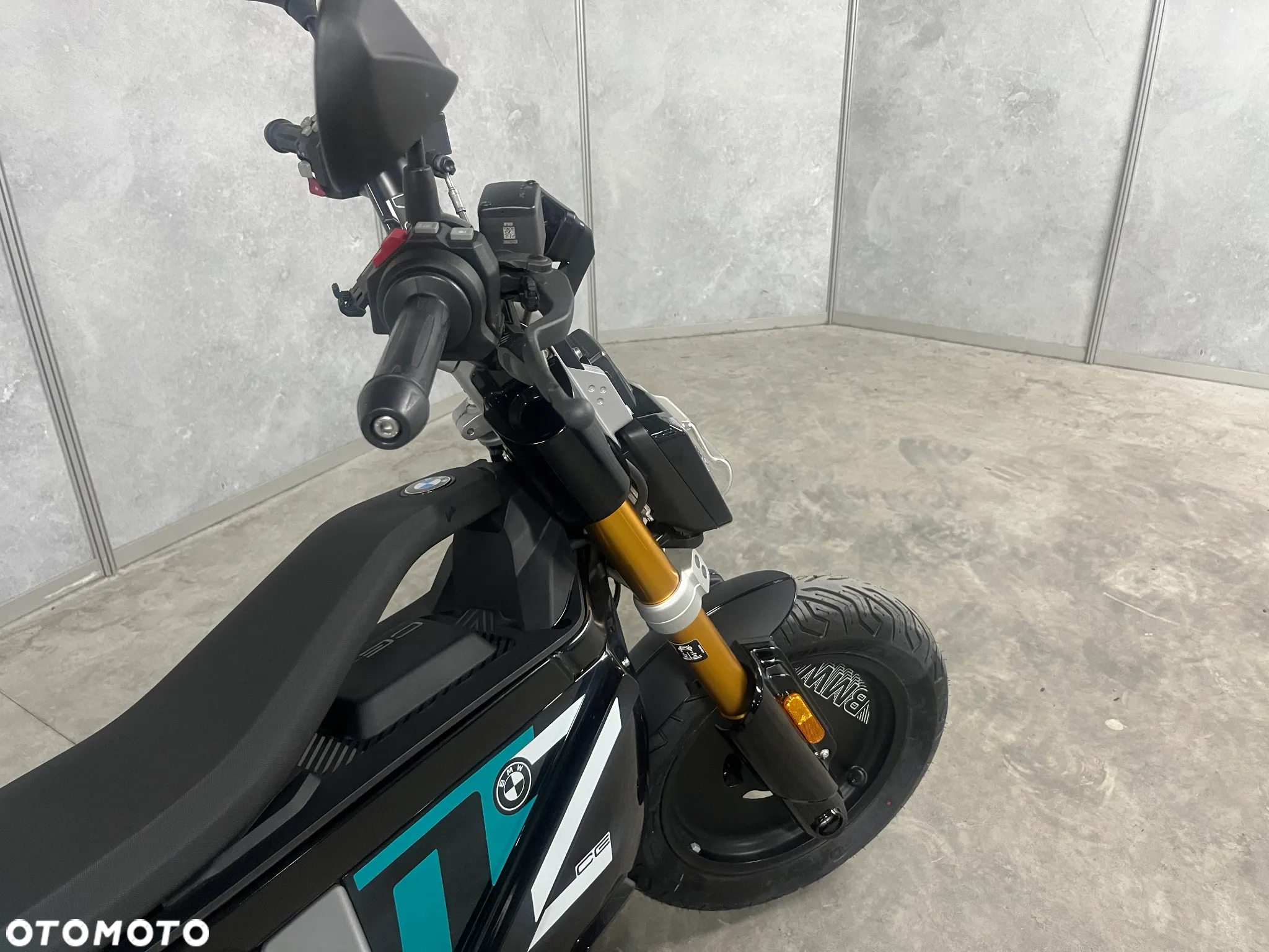 BMW CE 02 - 4