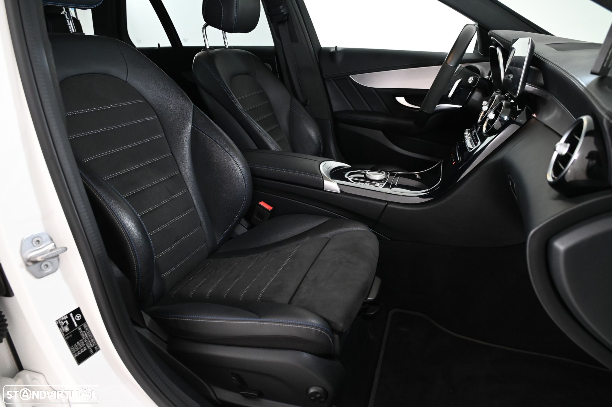 Mercedes-Benz C 220 d AMG Line - 11