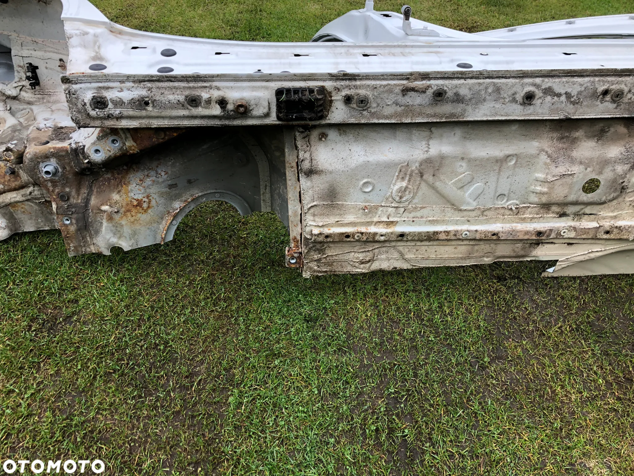 BŁOTNIK ĆWIARTKA PODŁUŻNICA PRÓG BMW F31 A96 - 21