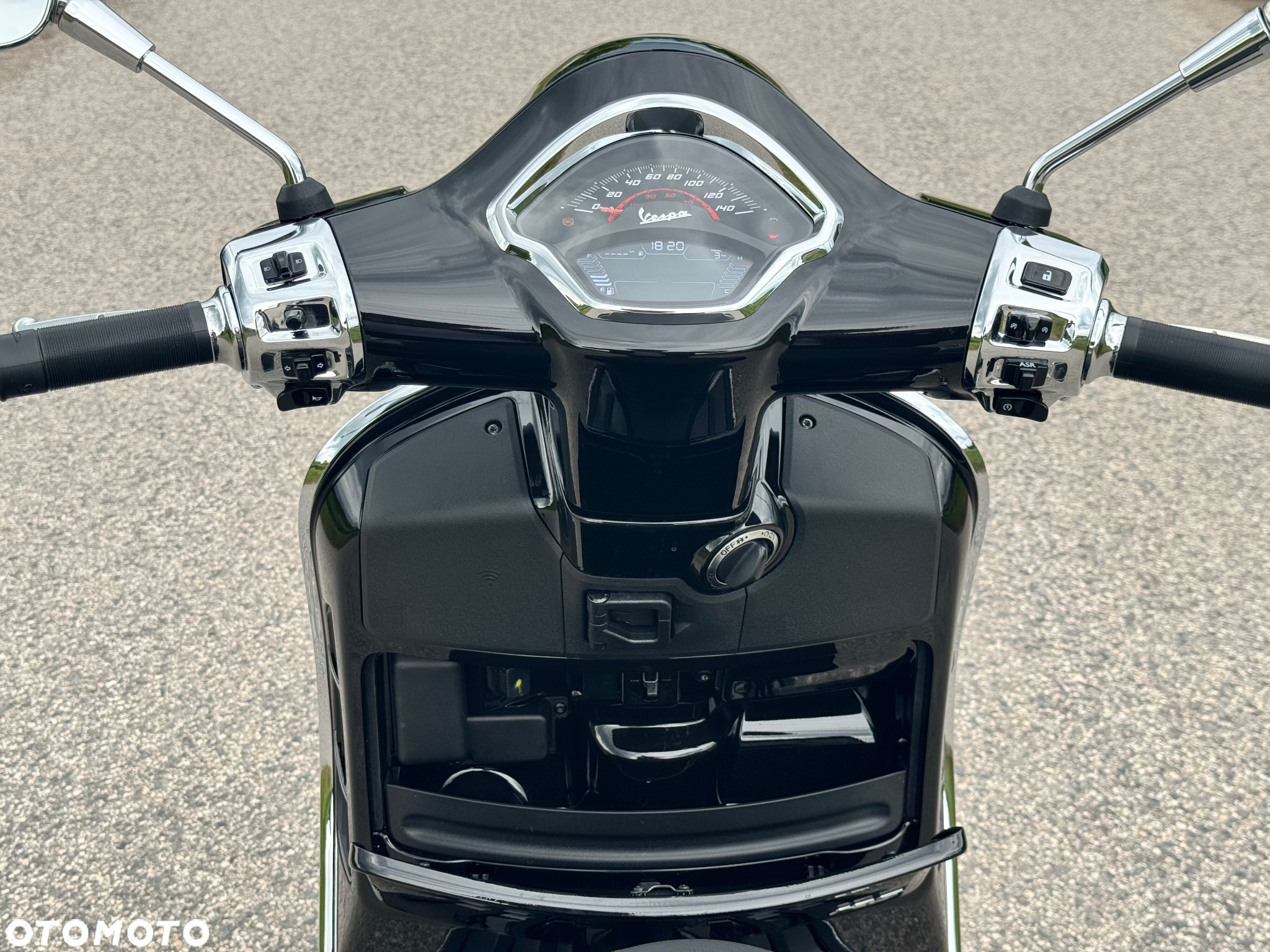 Vespa GTS - 15