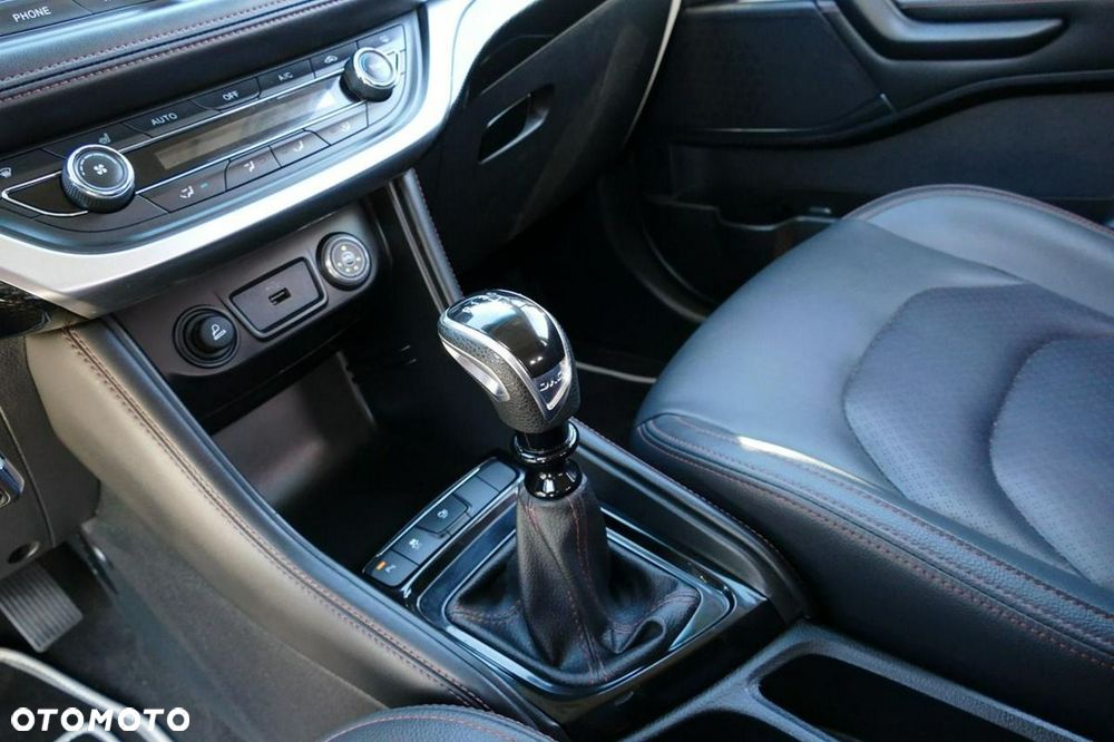 Volkswagen T-Roc - 27