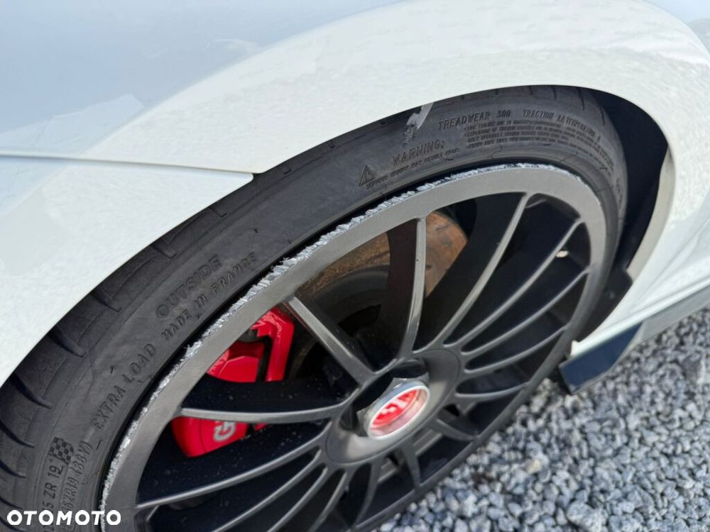 Volkswagen Golf GTI Performance BlueMotion Technology - 17