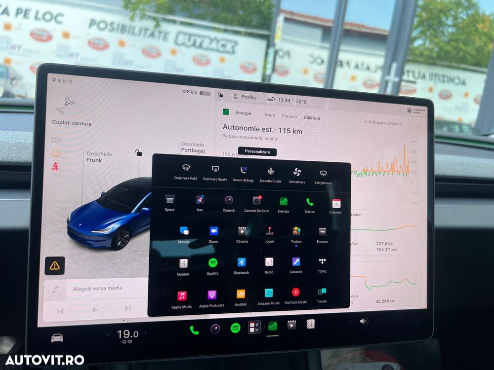Tesla Model 3 - 34