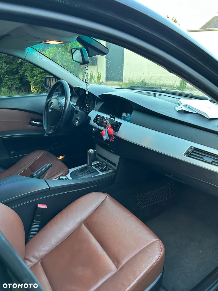 BMW Seria 5 - 11