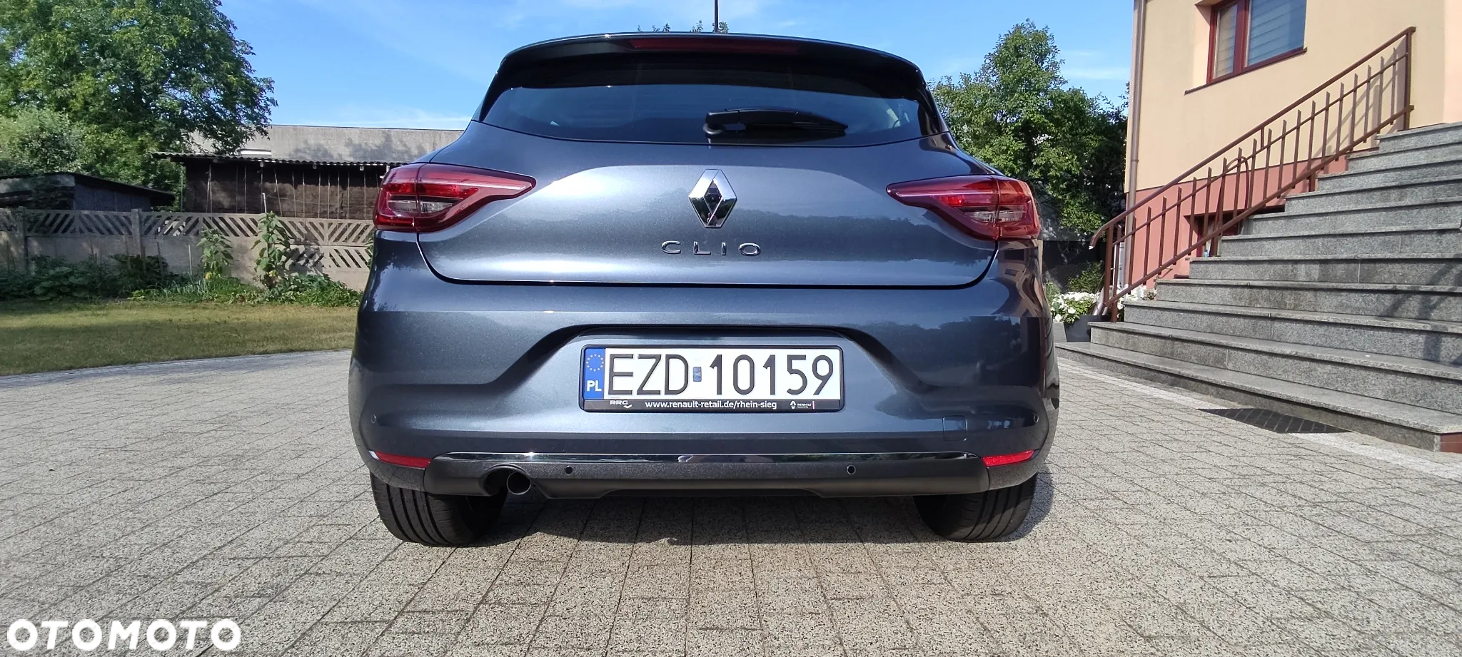 Renault Clio TCe 100 INTENS - 11