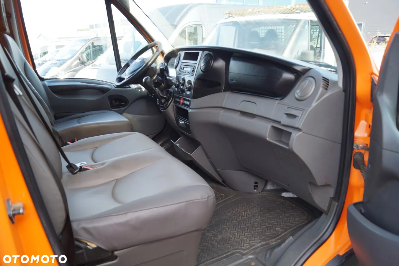 Iveco DAILY - 21