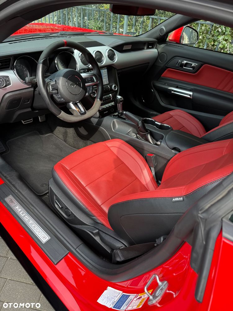 Ford Mustang 5.0 V8 Black Edition - 18