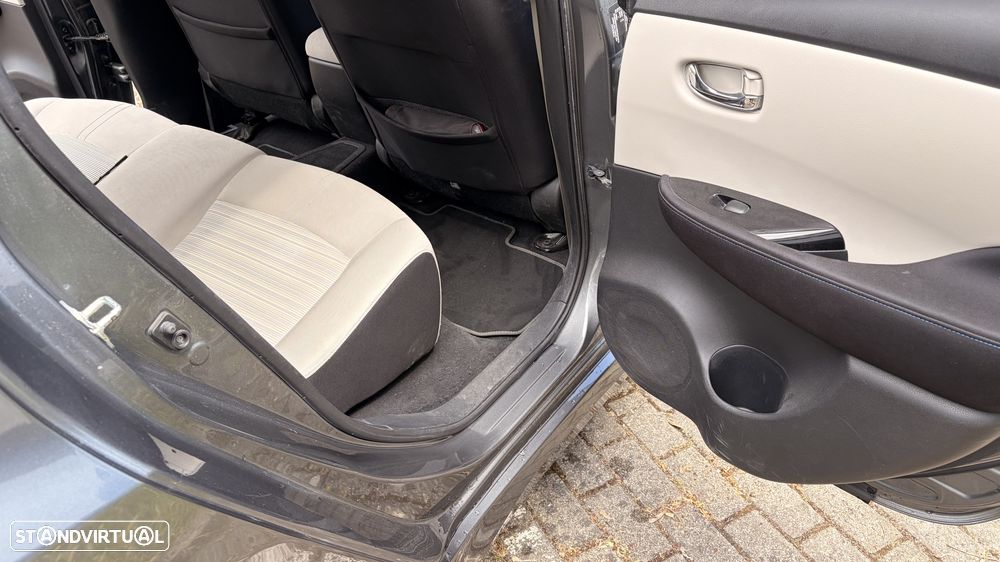 Nissan Leaf N-Connecta Two Tone - 20