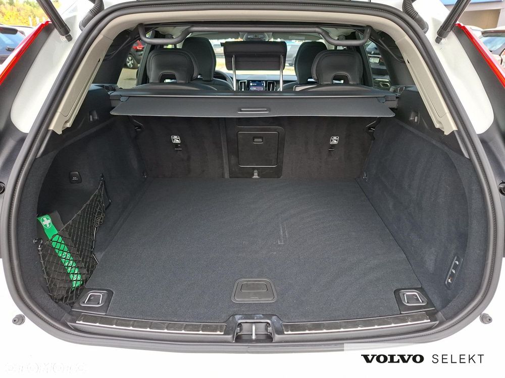 Volvo XC 60 - 30