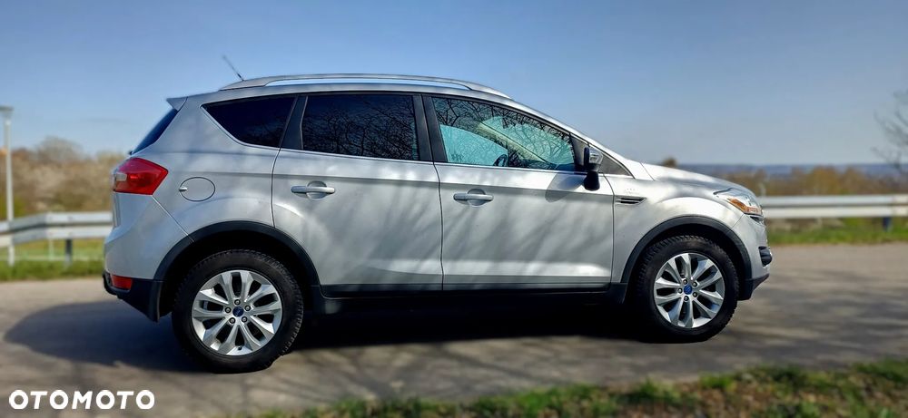 Ford Kuga 2.0 TDCi 4x4 Titanium - 8