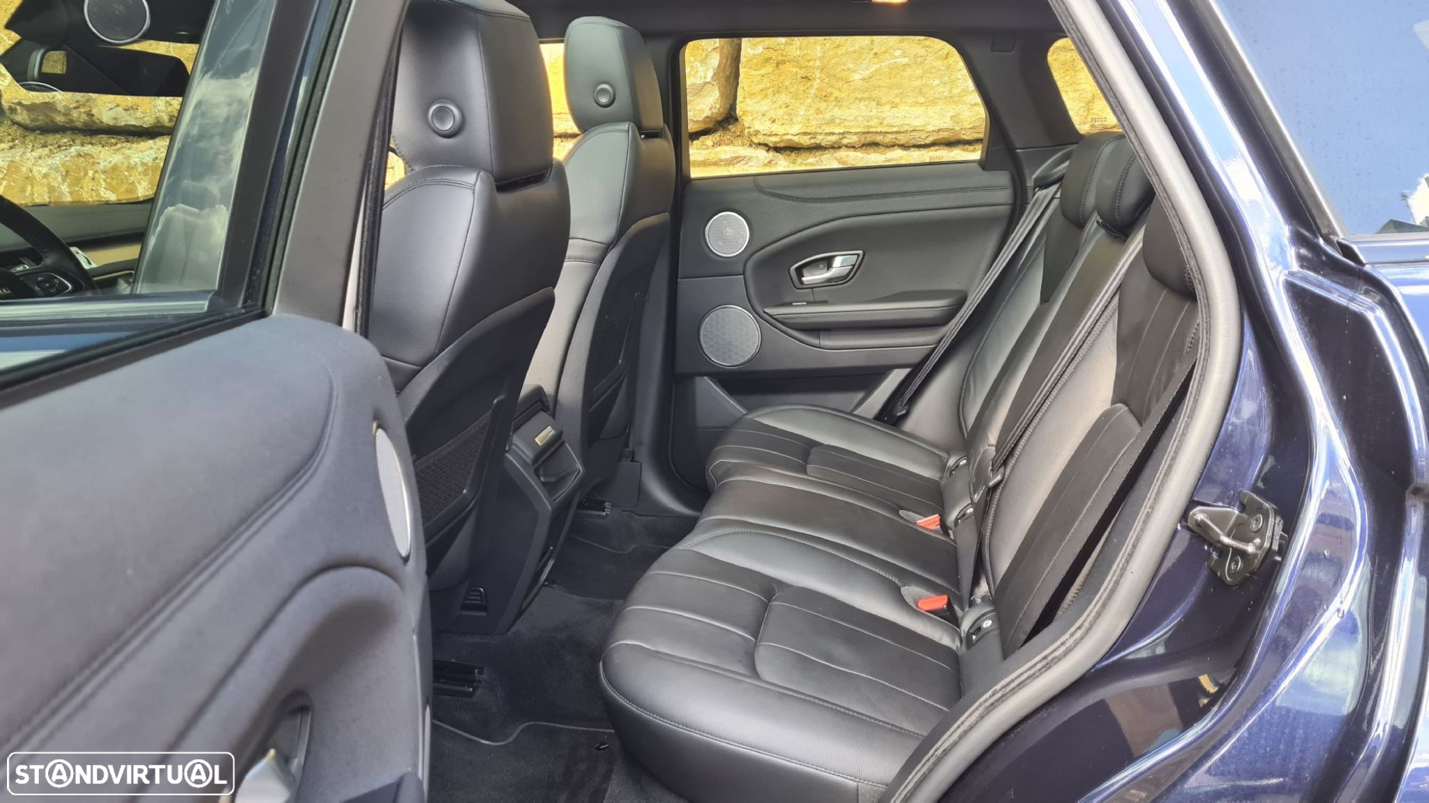Land Rover Range Rover Evoque 2.0 TD4 SE - 38