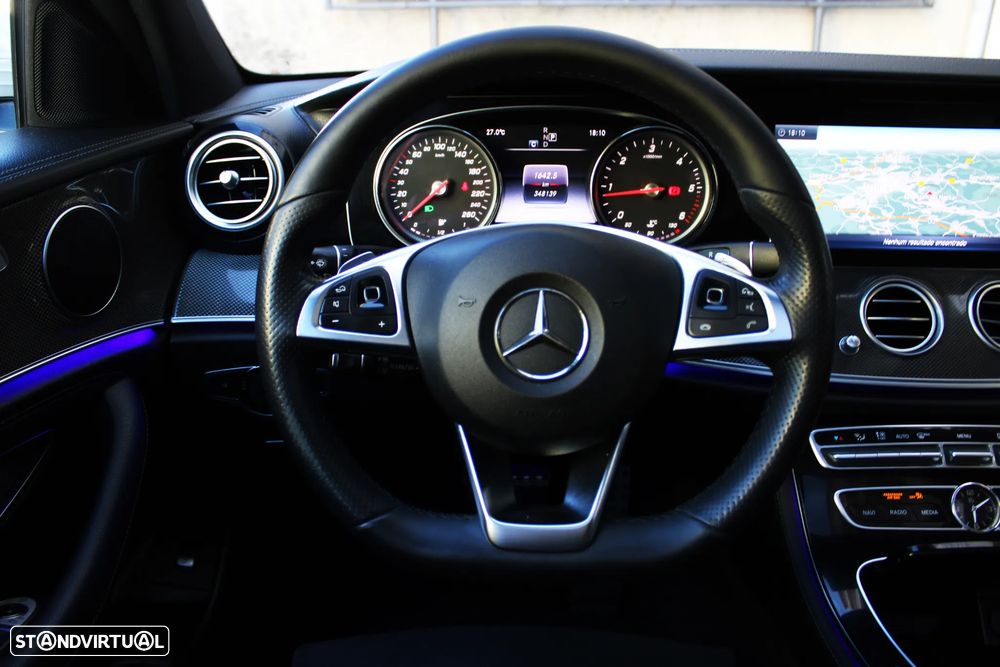 Mercedes-Benz E 220 d 4Matic 9G-TRONIC AMG Line - 34