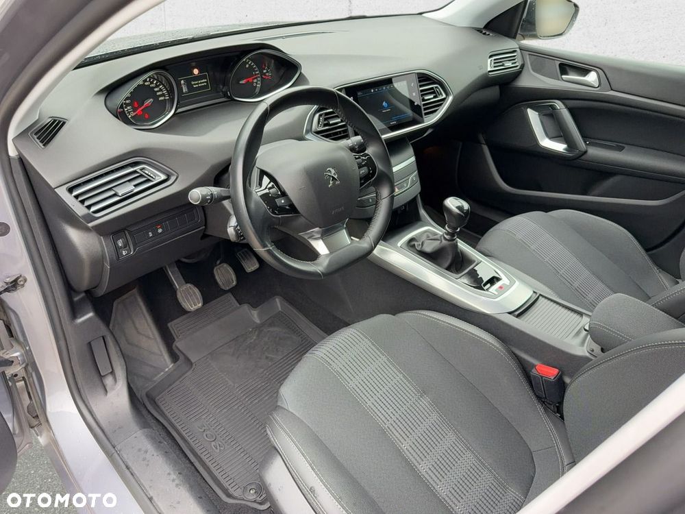 Peugeot 308 - 12