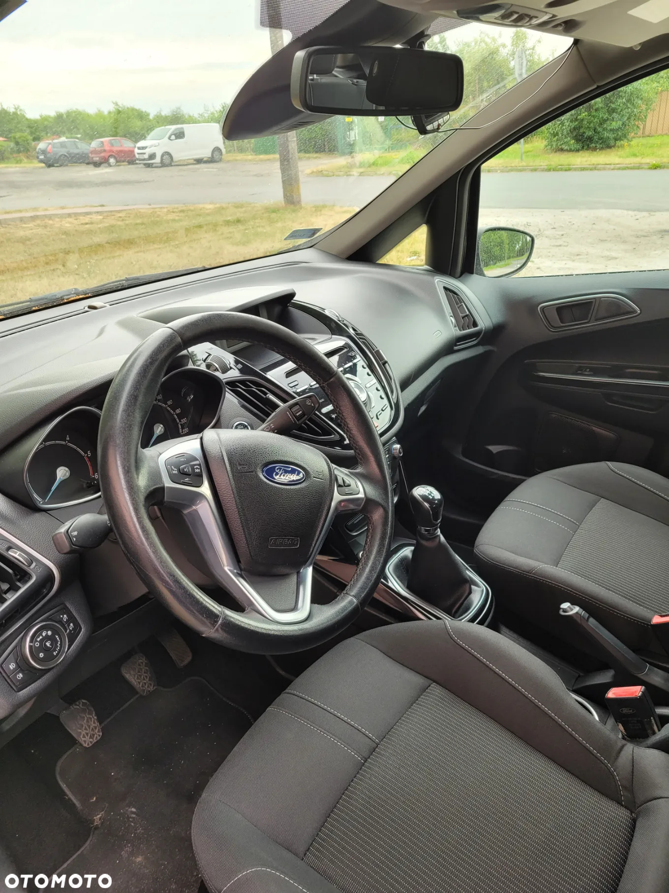 Ford B-MAX - 12