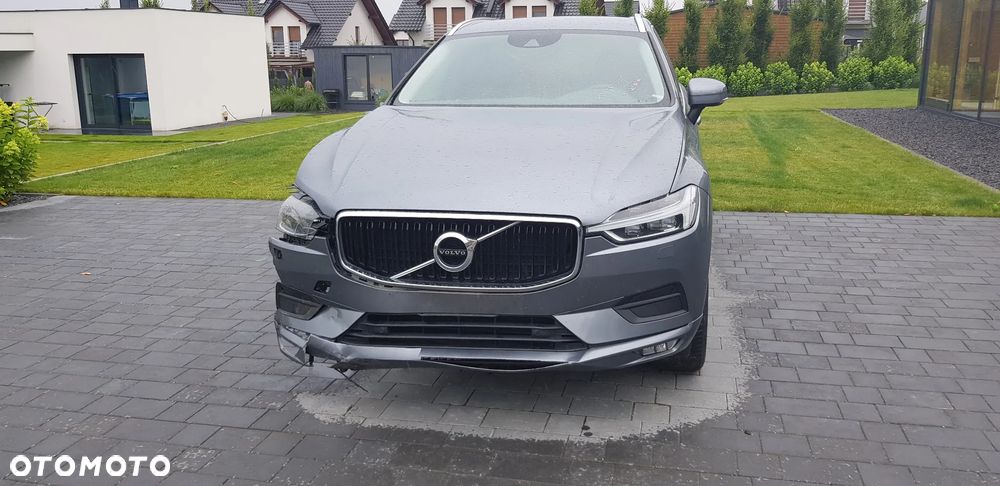 Volvo XC 60 D4 AWD Geartronic RDesign - 12