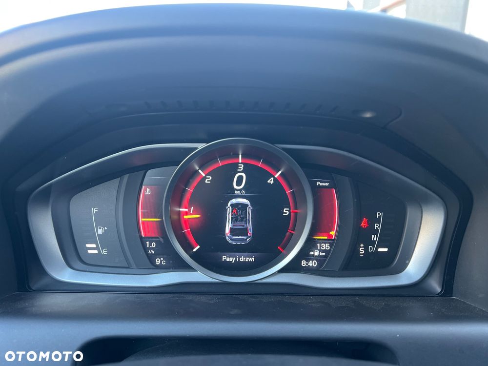 Volvo XC 60 D3 Geartronic Momentum - 36