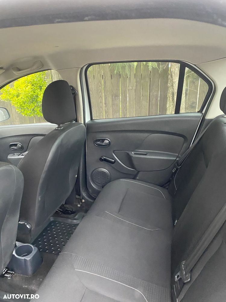 Dacia Logan - 11