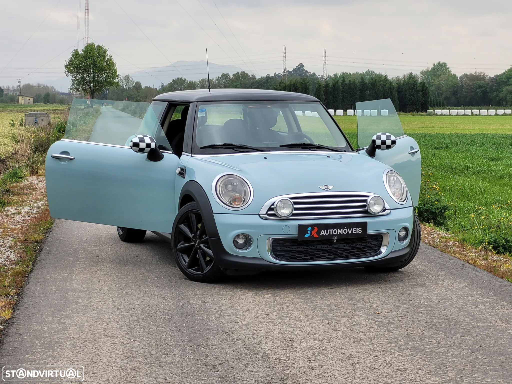 MINI 3 Portas One D - 10