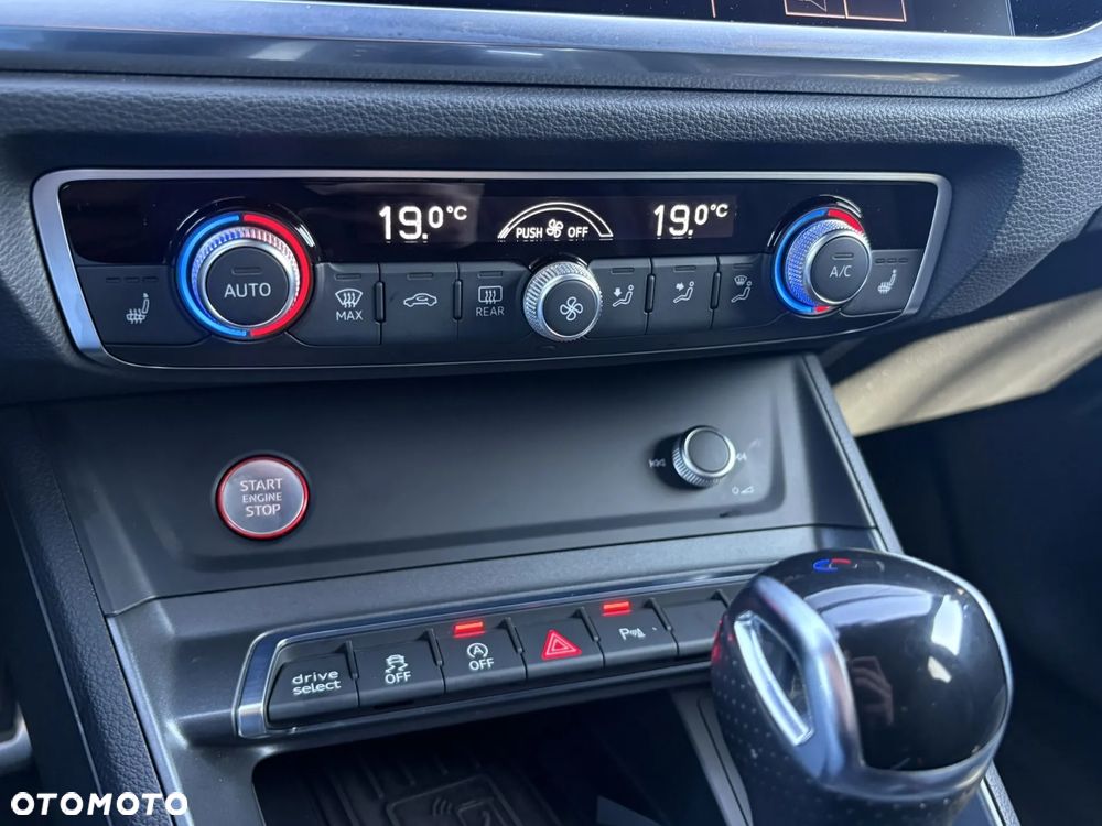 Audi RS Q3 2.5 TFSI quattro S tronic - 16