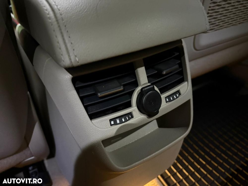 Peugeot 508 RXH Hybrid4 - 10