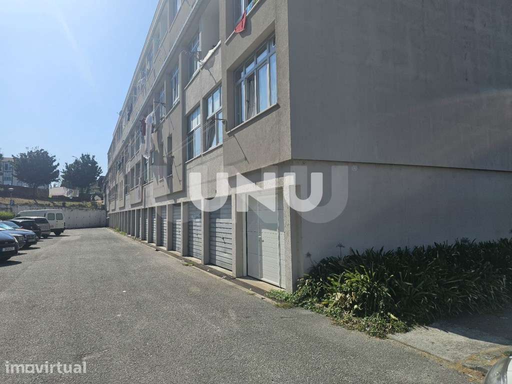 Garagem Fechada - No Centro da Cidade de Viseu - Grande imagem: 5/6